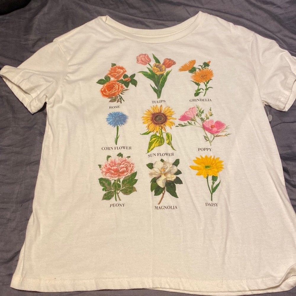 Graphic tee